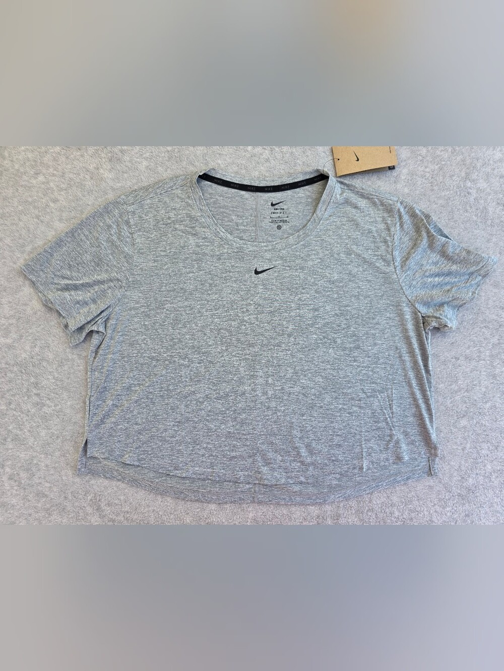NWT Nike Women's Dri-FIT One Short-sleeve Crop Top Size L